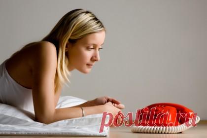 Какой есть самый эффективный заговор, чтобы любимый позвонил сам? 10 заговоров с призывом к любимому + 5 правил чтения. Долгое ожидание звонка от парня невыносимо. Вы сжигаете свой телефон глазами везде, даже в ванной,