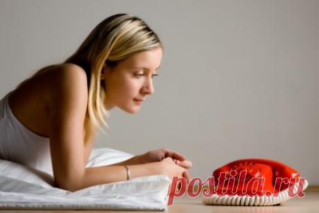 Какой есть самый эффективный заговор, чтобы любимый позвонил сам? 10 заговоров с призывом к любимому + 5 правил чтения. Долгое ожидание звонка от парня невыносимо. Вы сжигаете свой телефон глазами везде, даже в ванной,