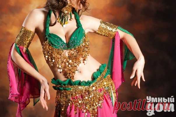 BellyDance: прекрасный танец живота! Кого из нас не завораживали грациозные движения восточных танцовщиц, их плавные сексуальные движения, переходящие в ритмичные тряски и толчки? Красота восточного танца живота известна всем. И мало кто будет спорить с тем, что это самый привлекательный и женственный вид физических нагрузок. Но помимо своей красоты и эротичности восточные танцы Bellydance несут за собой еще ряд полезных для женского организма свойств. Он очень полезен для укрепления и…