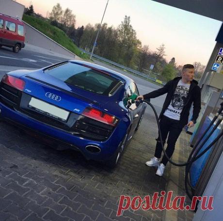 Сильное желание чему-то научиться — это уже 50% успеха.

 https://goo.gl/8g6Ngw