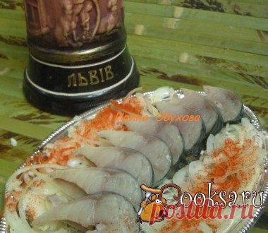 Скумбрия маринованная Вкуснейшая маринованная скумбрия по рецепту Оксаны Франчук. Скумбрия — 2 шт; Лук репчатый — 2 шт; Соль, пряности Сахар Уксус