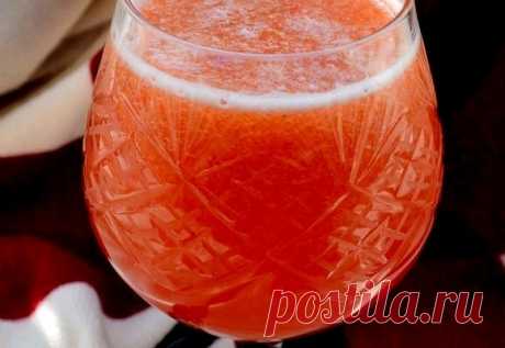 Морс из вишни и крыжовника