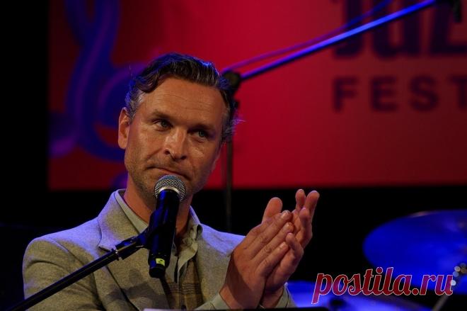 Виктор Добронравов