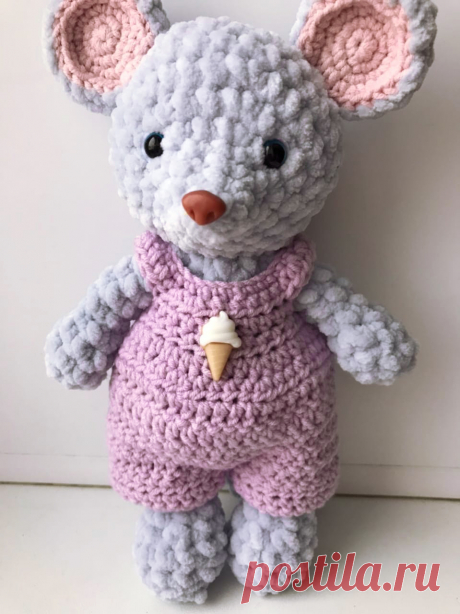 PDF Плюшевая Мышка крючком. FREE crochet pattern; Аmigurumi doll patterns. Амигуруми схемы и описания на русском. Вязаные игрушки и поделки своими руками #amimore - Мышь, мышка из плюшевой пряжи, плюшевый мышонок, крыса, rat rata, rato, ratte, szczur, szczur, mouse, ratón, maus souris, mysz myši. Amigurumi doll pattern free; amigurumi patterns; amigurumi crochet; amigurumi crochet patterns; amigurumi patterns free; amigurumi today.
