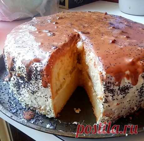 Это самый простой рецепт невероятно вкусного тортика!!!!

Я готовлю его на каждый праздник В меру сладкий и пропитанный

Гости в восторге

Ингредиенты:
Бисквит:
Яйцо - 6шт
Сахар -120гр
Мука - 130гр
Разрыхлитель - 1ч.л
Соль -щепотка
Пропитка
Молоко - 100мл
Сахар - 2ст.л
Крем;
Творог - 300 - 400гр
Сгущенка - 1банка
.
Молочный шоколад -100гр
Мак для украшения
.
Приготовление:

Разогрейте духовку до 180 градусов. Свежие яйца добавляйте сахар взбивать около 5-7 минут до увеличе...