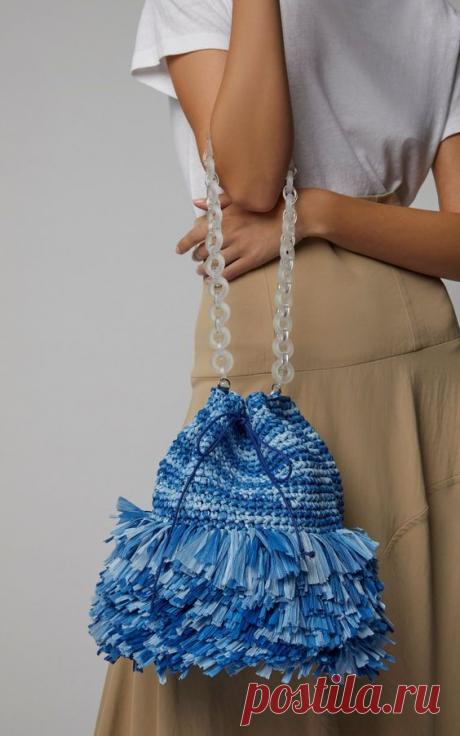 Вязанные сумки из новых коллекций, интересная деталь для стильных образов