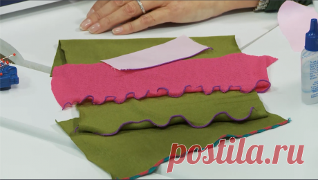 Подгибочный шов на оверлоке, ролевый или опиковка - ШЬЮ САМА Уважаемая Рукодельница, в блоге шью-сама.рф я уже рассказывала Вам об интересных моментах работы на оверлоке   о правильном распарывании оверлочной строчки (как без этого) о приспособленнии при помощи которого гораздо легче вставлять и снимать иглу о необычном дизайнерском шве, который легко выполняется на бытовом оверлоке Ролевый шов В этой статье я расскажу Вам о шве, который практически […]