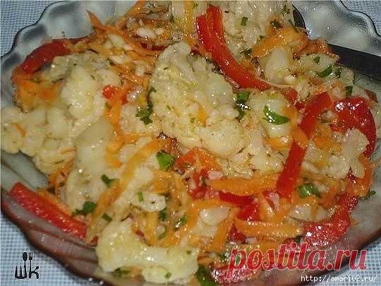 Все эти салаты-по корейски.