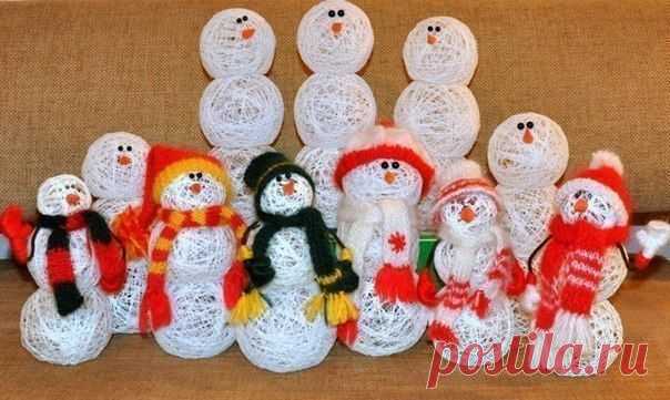 Снеговики из ниток - Новогодние поделки