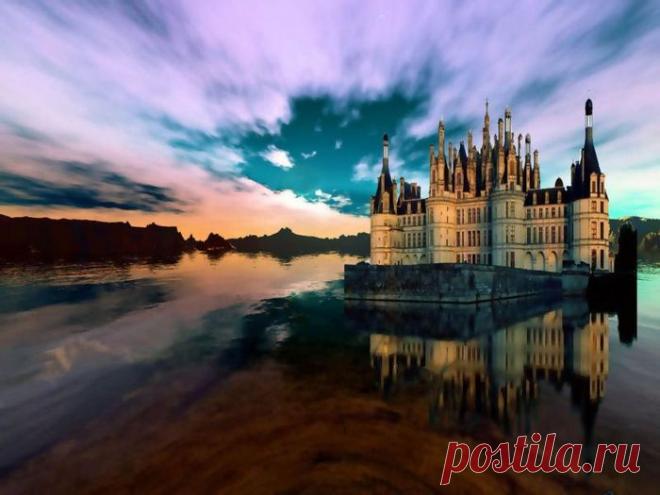Замки на закате.