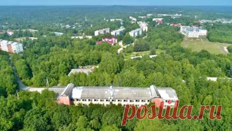 Квартира Талакан. Стоит ли покупать квартиру в 2024 году? Сегодня я хочу поделиться своим объективным мнением и рассказать, почему стоит или не стоит покупать квартиру в пгт. Талакан, который располагается в Амурской области.