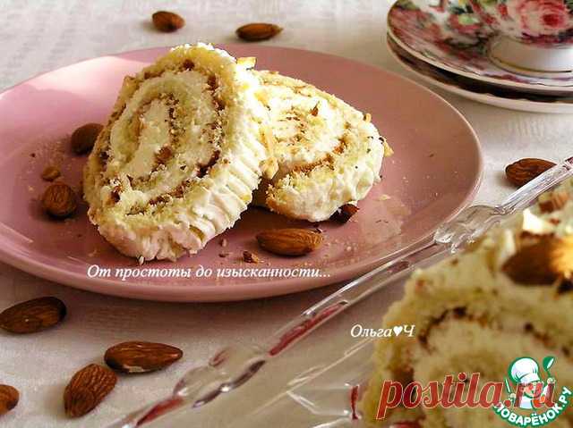 Рулет на сгущёнке с миндалём. Быстрый и вкусный рулет на сгущёнке со сливочно-творожным кремом и миндалём. Попробуйте!
