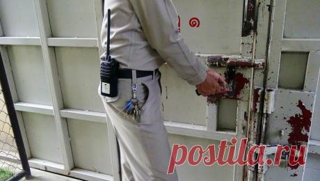 Замглавы полиции Таиланда возглавил операцию по аресту российской семьи. В Паттайе прошла полицейская операция по пресечению незаконного владения недвижимостью, в ходе которой была задержана семья российских граждан. Силовую операцию возглавил заместитель начальника главного управления Национальной полиции ...