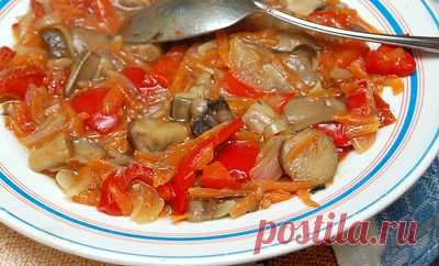 Салат с грибами на зиму. Вкусный салат из грибов на зиму.