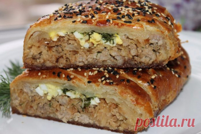 Невероятно сочный пирог с капустой и фаршем