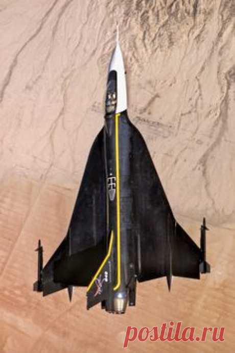 supersonic-youth:  F-16XL Ship #1