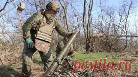 «Огромное количество нюансов»: мобилизованные из батальона «Кубань» — о тонкостях управления дронами. Военкор RT Филипп Прокудин пообщался с мобилизованными из батальона «Кубань» на Запорожском направлении. Российские военные рассказали, что не дают покоя ВСУ: сначала вычислили противника аэроразведкой, затем отработали по нему миномётами. О том, как бойцы обнаружили украинских боевиков, и о тонкостях управления беспилотниками — в сюжете. Читать далее