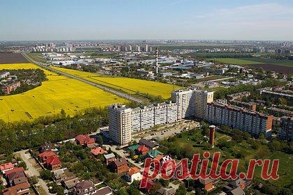 Россияне назвали лучшие регионы для жизни. Чаще всего россияне хотят переехать в Краснодарский край, Тюменскую и Калининградская области. Эксперты проанализировали покупательский спрос на рынке новостроек в разных российских регионах. Реже всего покупатели нового жилья интересуются объектами на Севере и Дальнем Востоке.