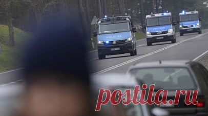 Туск: в Польше задержали гражданина Украины по обвинению в диверсии. Польский премьер Дональд Туск сообщил, что сотрудники спецслужб страны задержали украинского гражданина по обвинению в диверсии. Читать далее