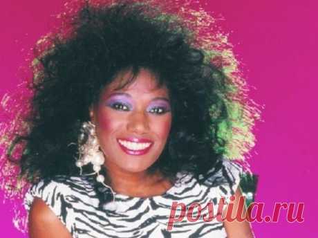 Умерла певица Бонни Пойнтер: солистки &quot;The Pointer Sisters&quot; не стало в возрасте 69 лет