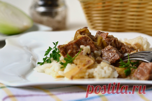 Говядина в луковом соусе – кулинарный рецепт