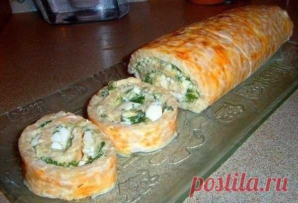 Нежный закусочный рулет для любителей кальмаров Очень вкусно!