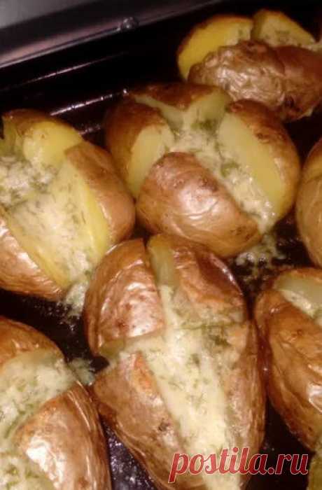 Нереально вкусный картофель. Эта закуска придется по душе каждому