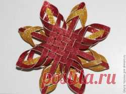 Объемная звезда на ёлку из цветного картона