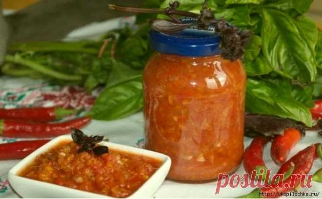 Аджика с помидорами и яблоками кисло-сладкая