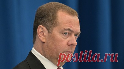 Медведев: новые формы голосования удобны, они работают как часы. Новые формы голосования прежде всего удобны, и если на начальном этапе с ними возникали какие-то шероховатости, то теперь они работают как часы. Читать далее