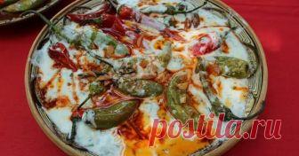 СУПЕР-Вкусните люти чушки със сос от кисело мляко на Ася и Йоли