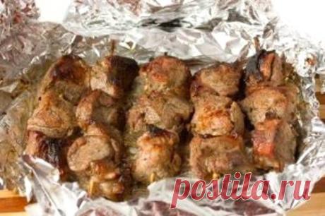 Шашлык в духовке на шпажках - рецепты приготовления / Простые рецепты