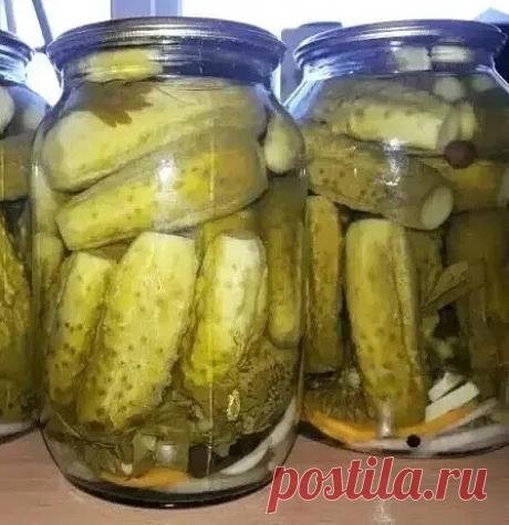 Для сладких огурчиков - сладкий маринад!
1,5 л воды
5 ст. л. сахара
1,5 ст. л. соли
2 ст. л. 9% уксуса
пряности по вкусу