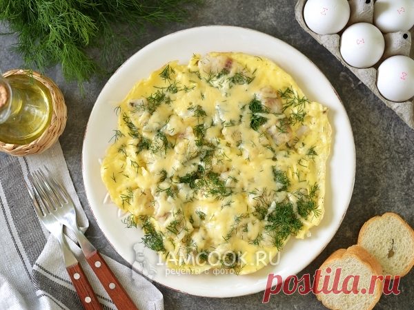 Рыба в омлете на сковороде — рецепт с фото Простой в приготовлении, очень вкусный завтрак.(***)