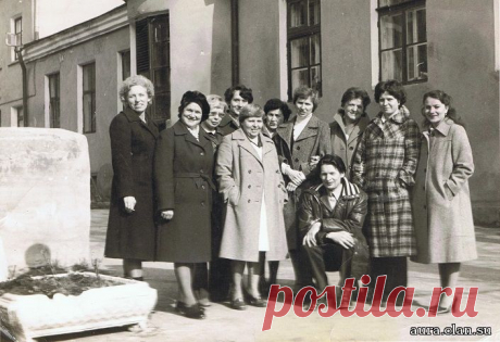 Завод ЭМА. Сотрудники ОГТ и ОГК 1981 год - Завод ЭМА - РазноЕ - Фотоальбомы - Аура рода