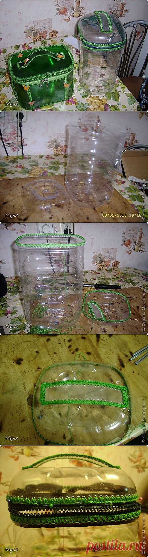 Контейнер для мелочей и косметичка.