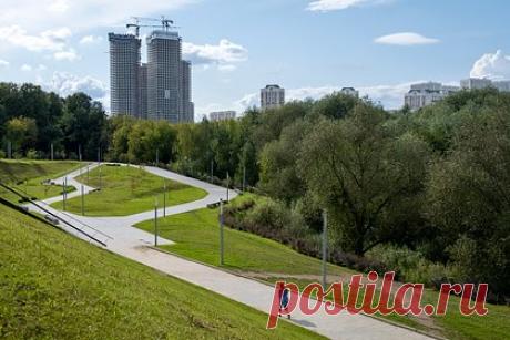 Вероятность рекордной жары в России в 2024 году оценили. Россию вряд ли накроет рекордная жара под влиянием феномена Эль-Ниньо, из-за которого 2024-й может стать самым теплым за всю историю наблюдений. По словам климатолога Алексея Кокорина, воздействие природного явления Эль-Ниньо на Россию будет скорее заключаться не в рекордной жаре, а в резких изменениях погоды.