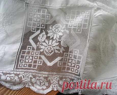 Vintage Cotton Tablecloth with White on White Embroidery and Filet lace Handmade…