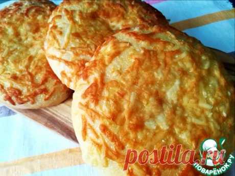 Лепёшки с майонезом и сыром.