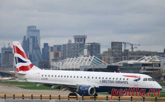 British Airways приостановит полеты в Пекин. Авиакомпания продолжит выполнять ежедневные рейсы в Гонконг и Шанхай. Ряд авиаперевозчиков сократили или свернули полеты в Китай из-за удлинения маршрутов, так как надо лететь в обход России, передает Bloomberg
