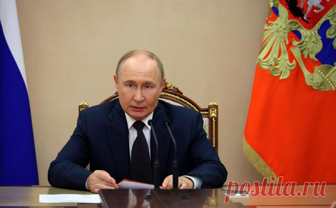 Ушаков озвучил состав российской делегации на Аляске. Состав участников переговорной группы России на Аляске определен, в него войдут глава МИД России Сергей Лавров, помощник президента Юрий Ушаков, министр обороны Андрей Белоусов, министр финансов Антон Силуанов и спецпредставитель президента по инвестиционно-экономическому сотрудничеству, генеральный директор РФПИ Кирилл Дмитриев.