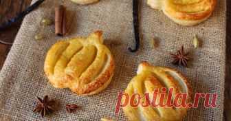 Многолистни бисквитки с пюре от тиква за Хелоуин / Puff Pastry Pumpkins with Pumpkin Puree