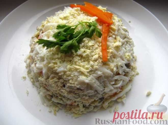 Слоеный салат с куриной печенью и грибами на RussianFood.com