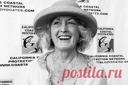 Умерла актриса и мать актеров Шона и Криса Пеннов Айлин Райан. На 95-м году жизни скончалась мать актеров Шона и Криса Пеннов, американская актриса Айлин Райан. Артистка умерла в своем доме в Малибу. О ее смерти сообщил представитель семьи, не уточнив, что стало причиной ухода из жизни актрисы. В фильмографии Райан было более 50 проектов.