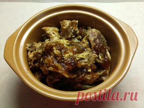 Свинина-барбекю, запеченная в духовке (рваная свинина)