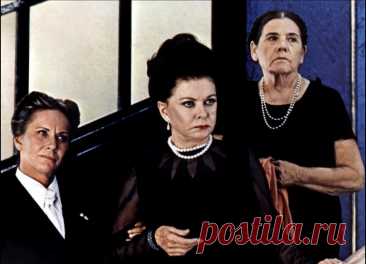 Суспирия (1977)