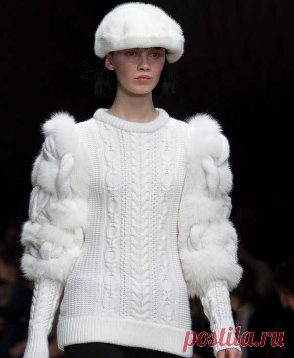 Вязаный пуловер от Burberry | Вяжем с Лана Ви