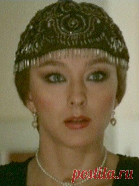 Анастасия Вертинская

Анастасия родилась в художественно-артистической династии. Ее папа – композитор, русский шансонье, киноактер, поэт Александр Вертинский, а мама – актриса и художница Лидия Вертинская (Циагвава).