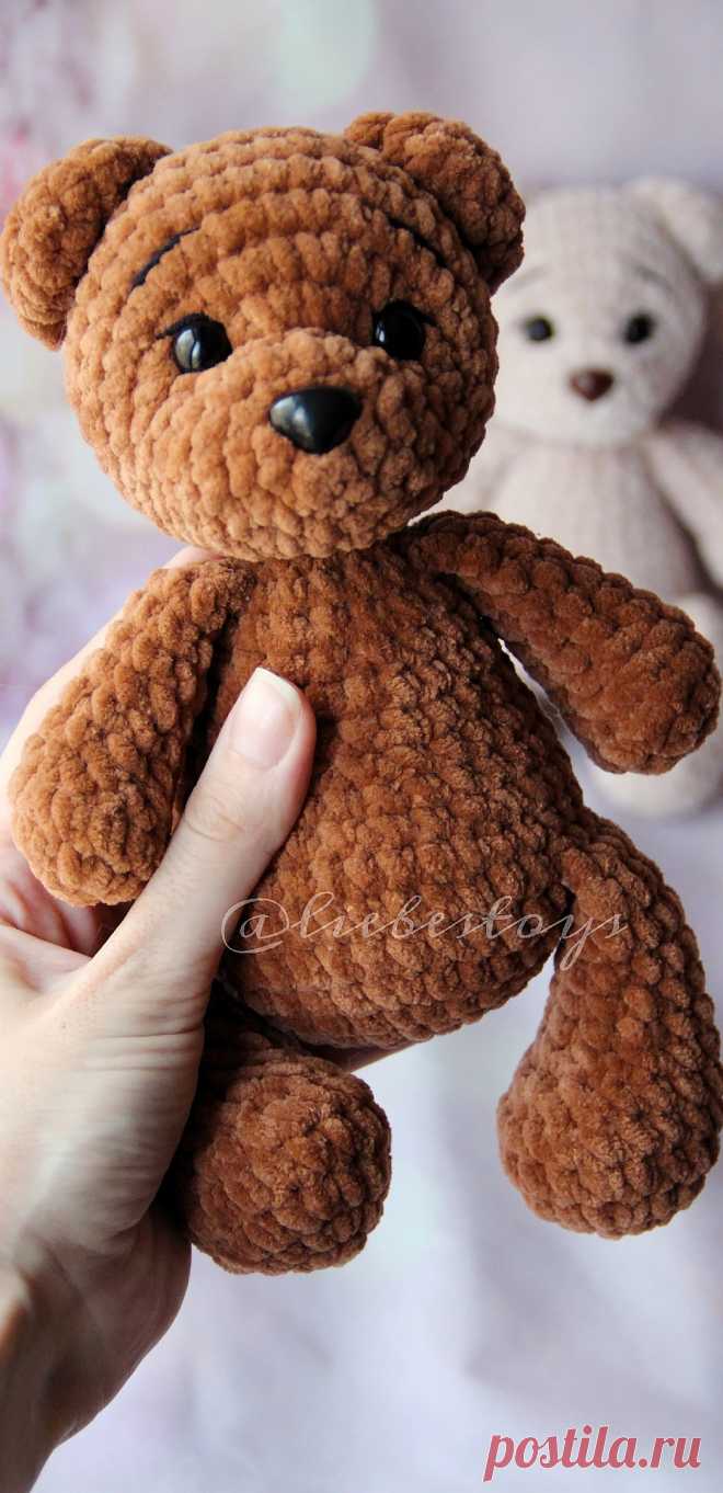 PDF Мишка Томми крючком. FREE crochet pattern; Аmigurumi animal patterns. Амигуруми схемы и описания на русском. Вязаные игрушки и поделки своими руками #amimore - медведь из плюшевой пряжи, плюшевые медвежата, мишка.