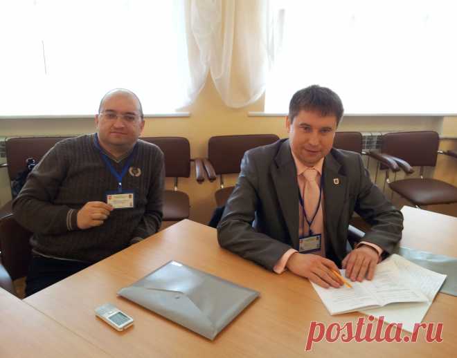 •	Виступив з доповіддю про сутність феномена соціального партнерства на секції  «Філософія та методологія розвитку державного управління та місцевого самоврядування» V Міжнародної наукової конференції «СОЦІАЛЬНЕ ПРОГНОЗУВАННЯ ТА ПРОЕКТУВАННЯ МАЙБУТНЬОГО КРАЇНИ В УМОВАХ ГЛОБАЛЬНИХ КОНФЛІКТІВ». Разом з секретарем секції Краснокутським Олександром Володимировичем – к.філос.н., доц., доцентом кафедри соціальної філософії та управління Запорізького національного університету.